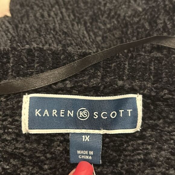 Karen Scott deep black long sleeve V neckline sweater Size 1X New - Picture 7 of 10